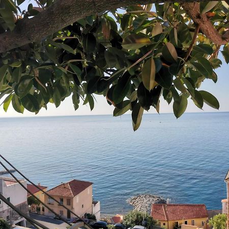 Appartamento Nel Borgo Con Splendida Vista Sul Mare Черво Екстер'єр фото